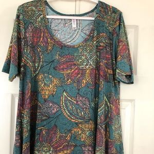 LuLaRoe Perfect T